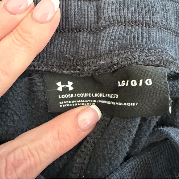 Under Armour Fleece Jogger Pants – Men’s Large – Black - Picture 3 of 4
